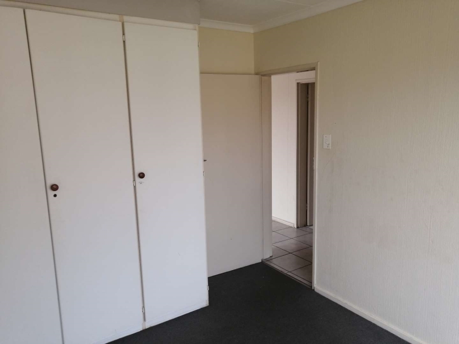 2 Bedroom Property for Sale in Newlands Gauteng