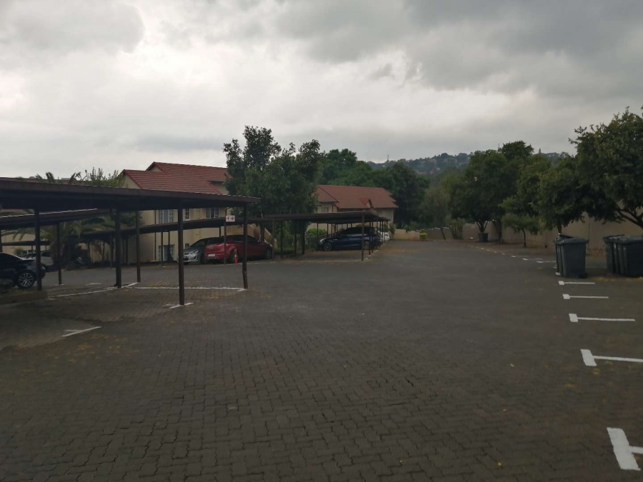 2 Bedroom Property for Sale in Newlands Gauteng