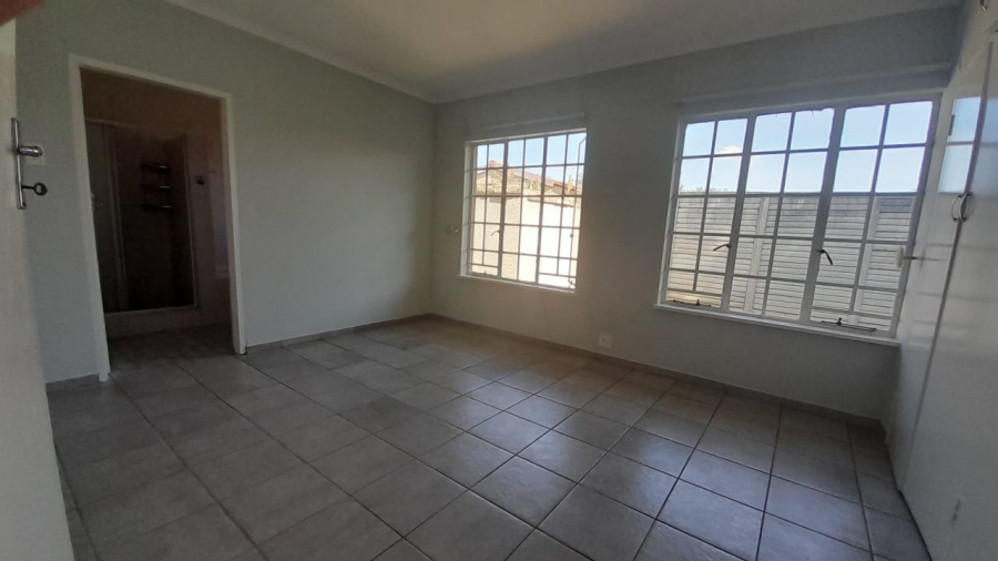 3 Bedroom Property for Sale in Glen Marais Ext 3 Gauteng