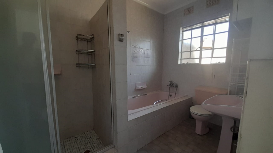 3 Bedroom Property for Sale in Glen Marais Ext 3 Gauteng