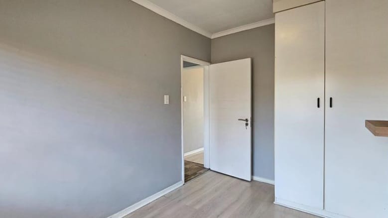 2 Bedroom Property for Sale in New Redruth Gauteng