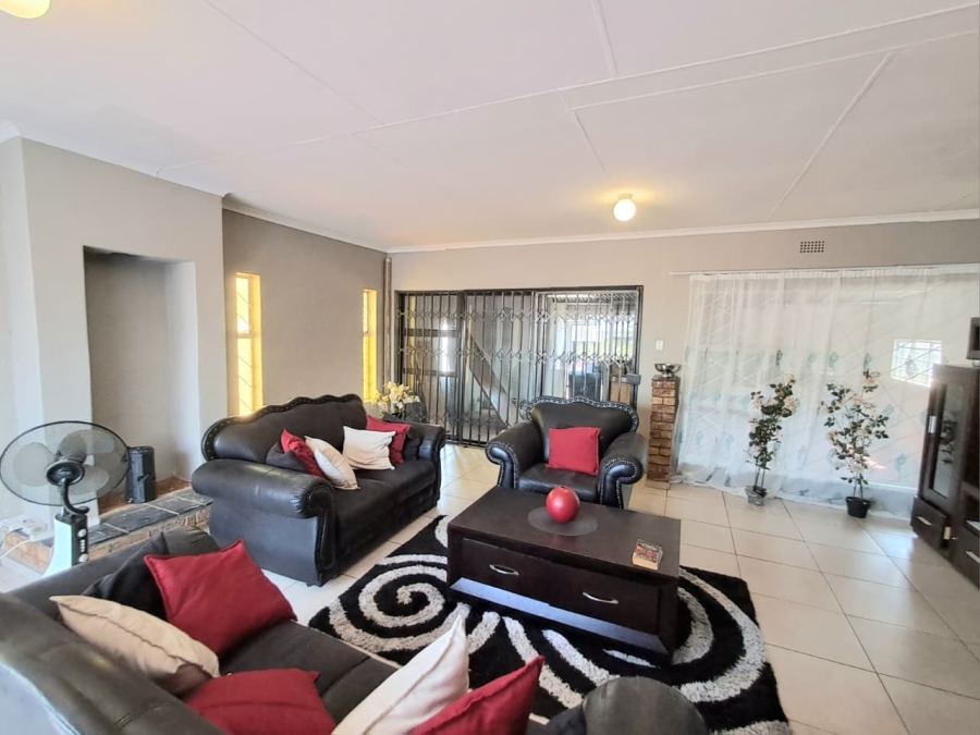 3 Bedroom Property for Sale in Mayberry Park Gauteng