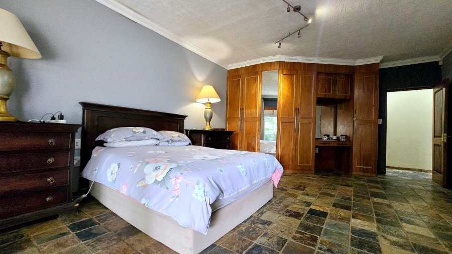 4 Bedroom Property for Sale in Marabeth Gauteng