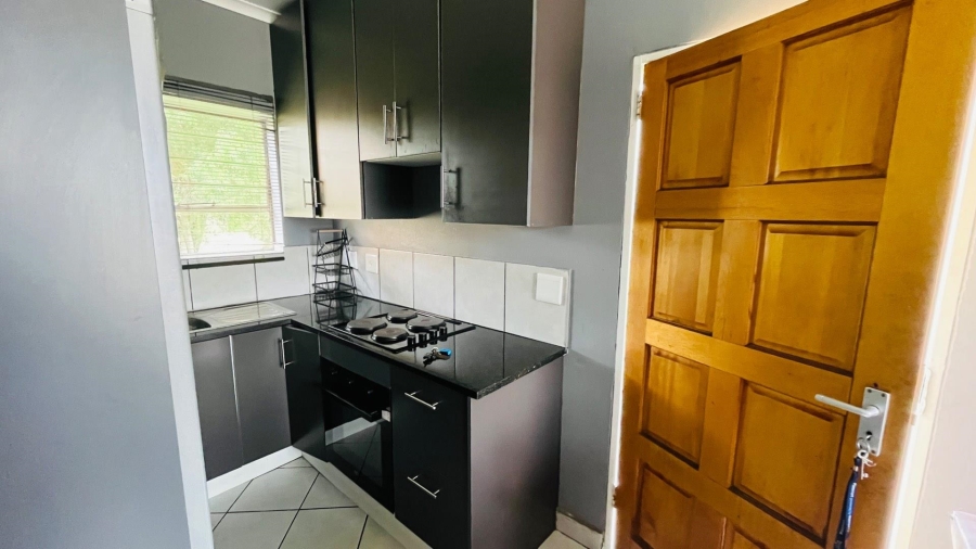 3 Bedroom Property for Sale in Dawn Park Gauteng