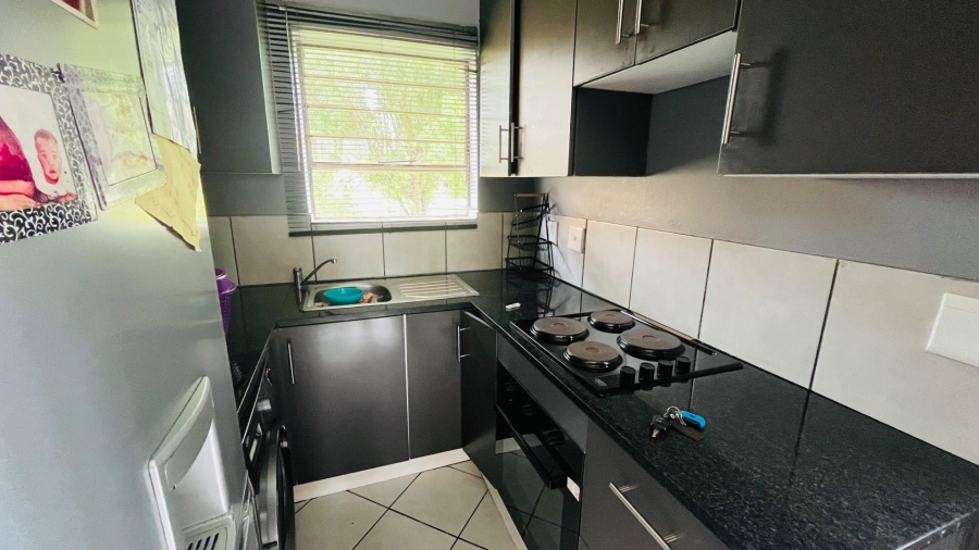 3 Bedroom Property for Sale in Dawn Park Gauteng