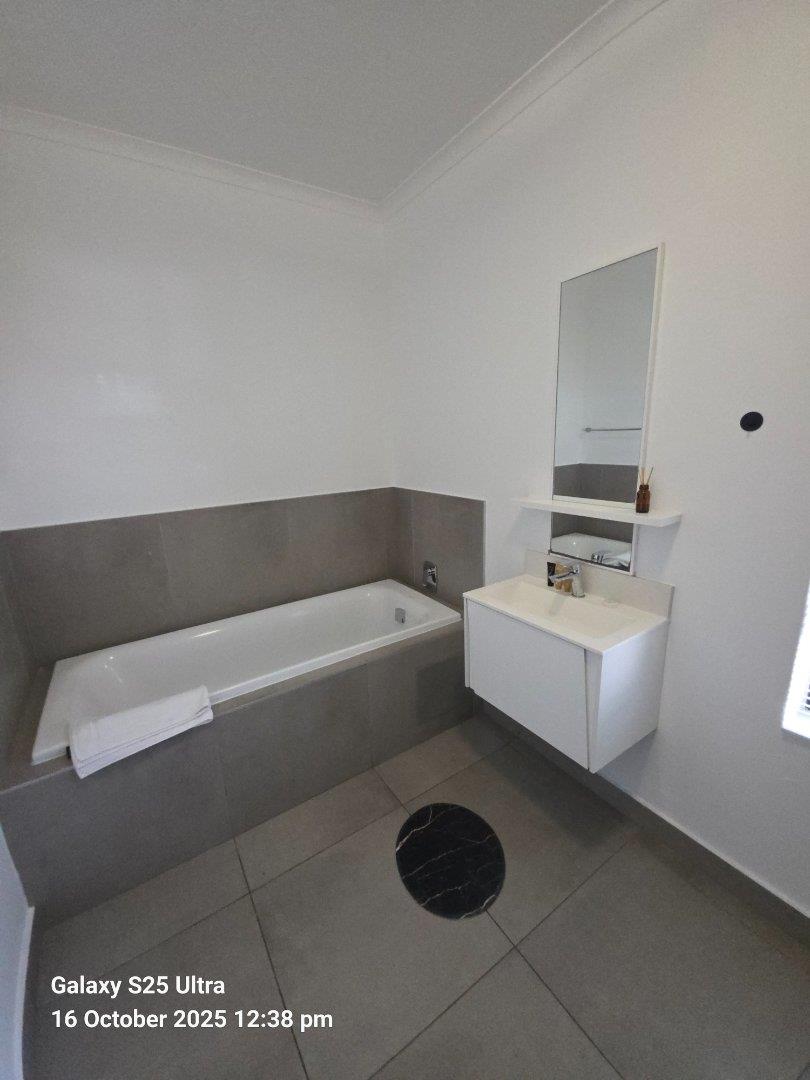 To Let 1 Bedroom Property for Rent in Morningside Gauteng