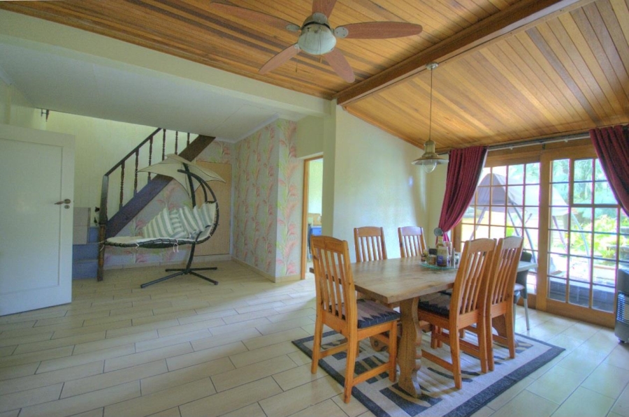 6 Bedroom Property for Sale in Brackenhurst Gauteng