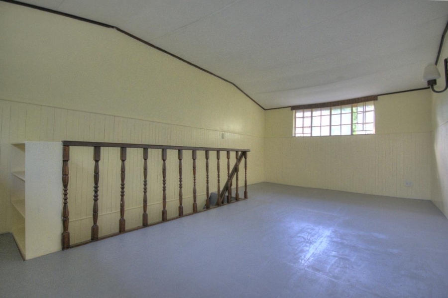 6 Bedroom Property for Sale in Brackenhurst Gauteng