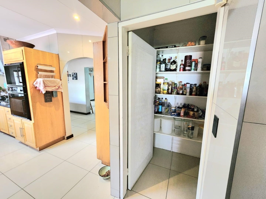 3 Bedroom Property for Sale in Sunward Park Gauteng