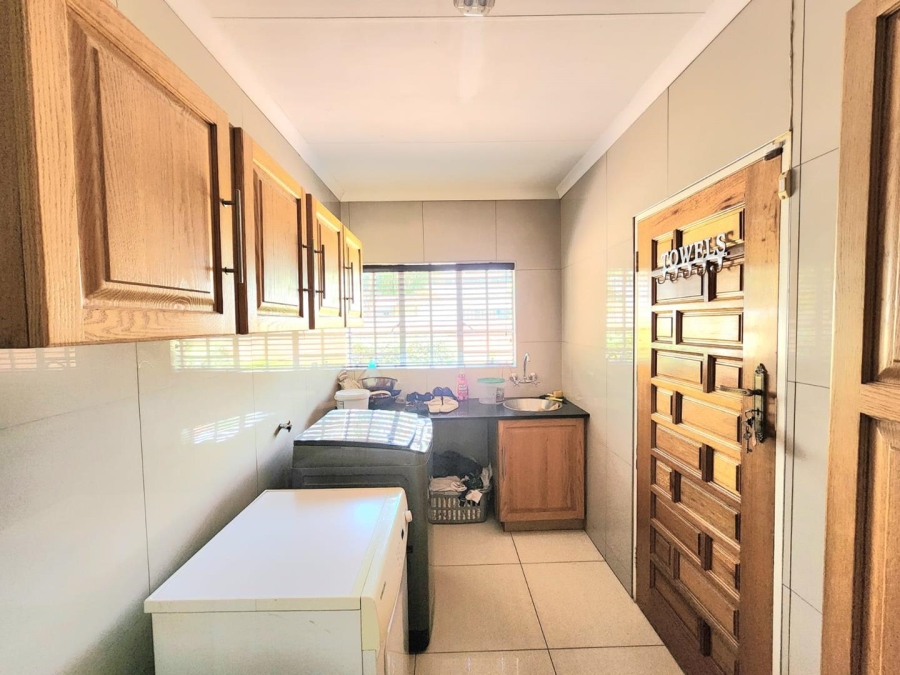 3 Bedroom Property for Sale in Sunward Park Gauteng