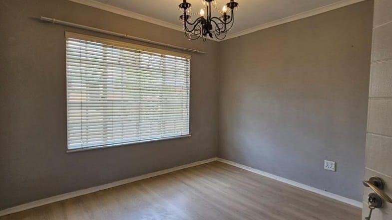 2 Bedroom Property for Sale in New Redruth Gauteng