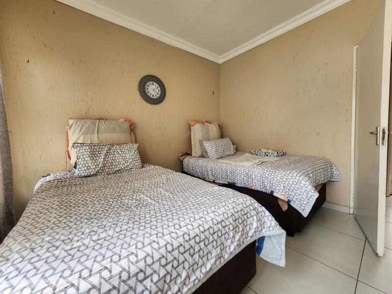 3 Bedroom Property for Sale in Alberante Gauteng