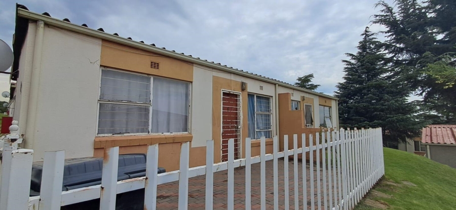 2 Bedroom Property for Sale in Ridgeway Gauteng