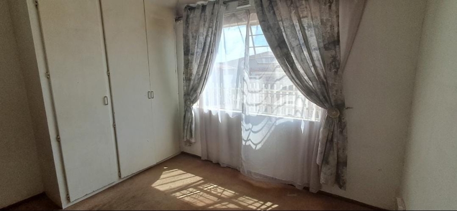 2 Bedroom Property for Sale in Ridgeway Gauteng