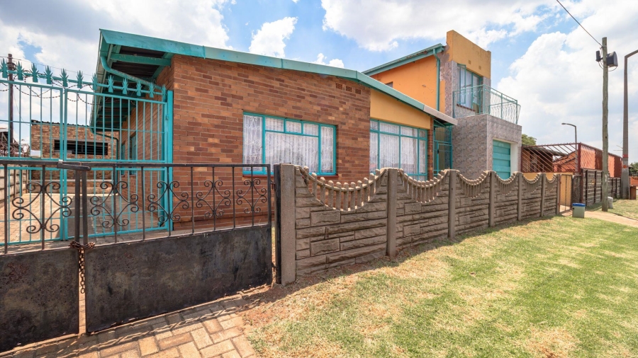 3 Bedroom Property for Sale in Actonville Gauteng