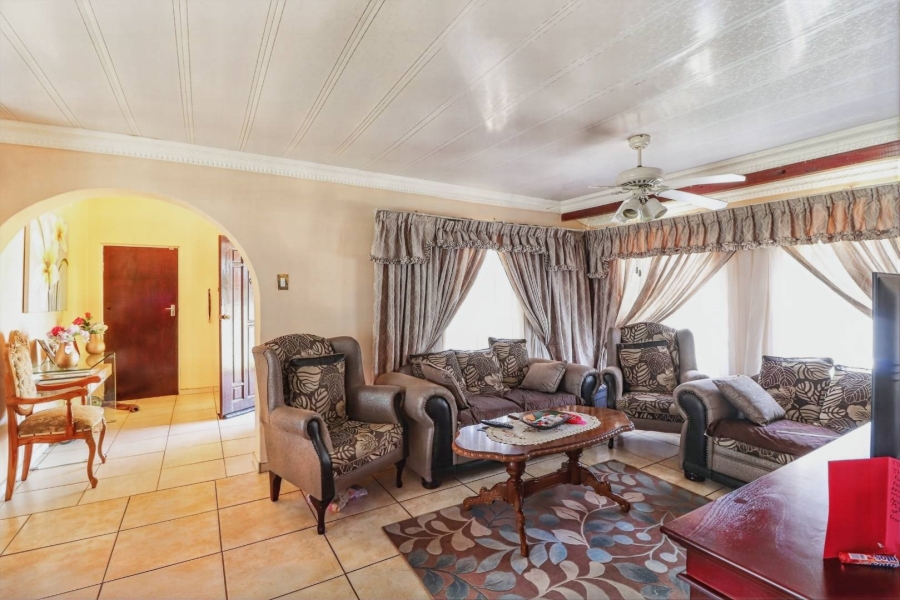 3 Bedroom Property for Sale in Bakerton Gauteng