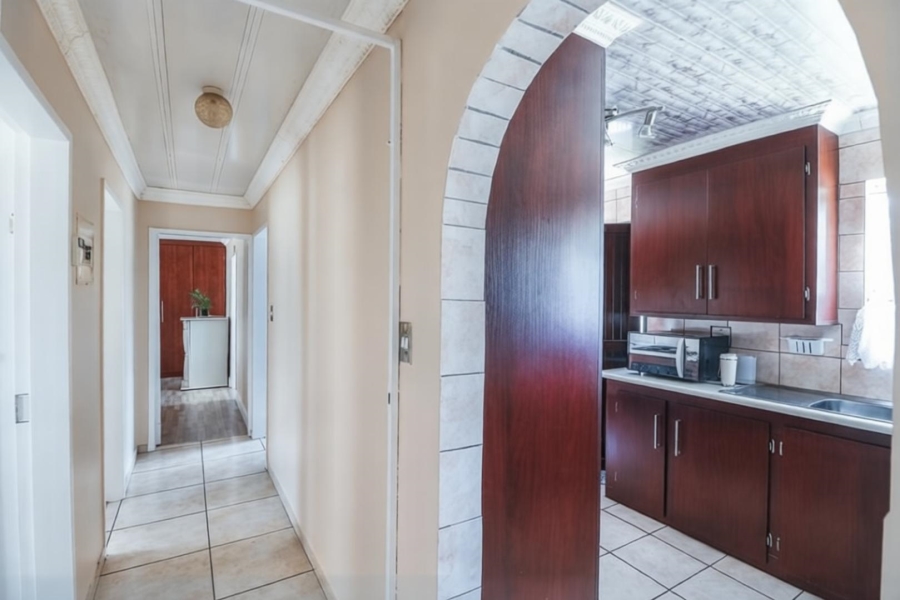 3 Bedroom Property for Sale in Bakerton Gauteng