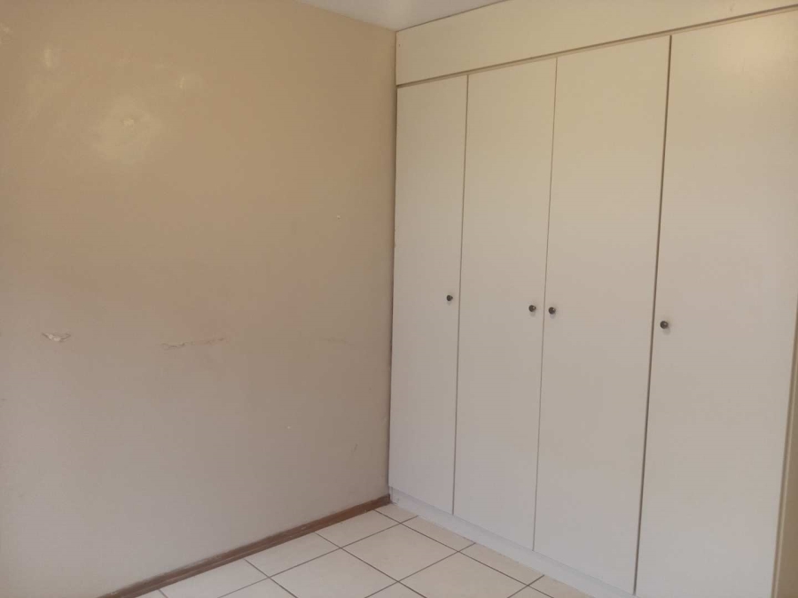 To Let 1 Bedroom Property for Rent in Hesteapark Gauteng