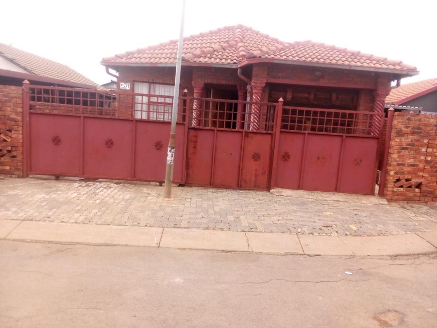 3 Bedroom Property for Sale in Nellmapius Gauteng