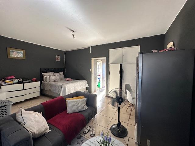 1 Bedroom Property for Sale in Trevenna Gauteng