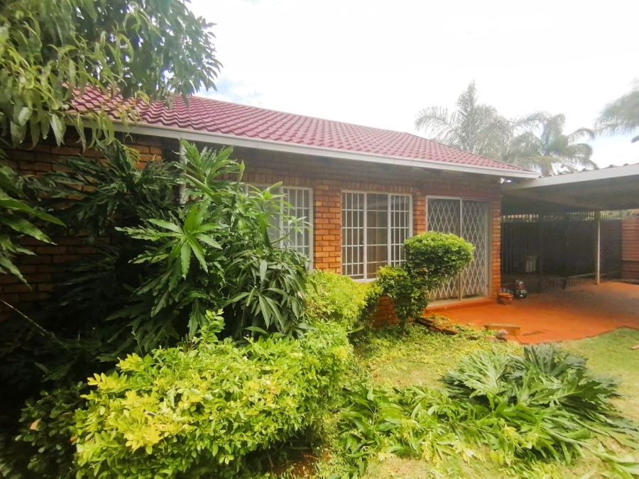 2 Bedroom Property for Sale in Hesteapark Gauteng