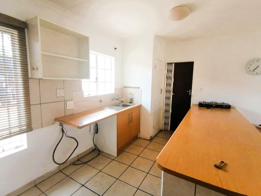 2 Bedroom Property for Sale in Hesteapark Gauteng