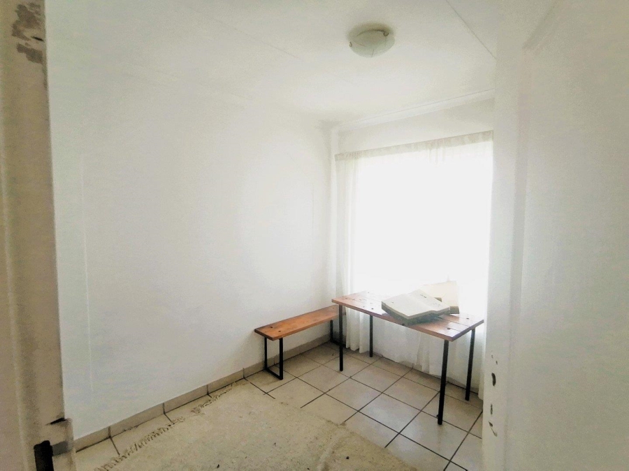 2 Bedroom Property for Sale in Hesteapark Gauteng