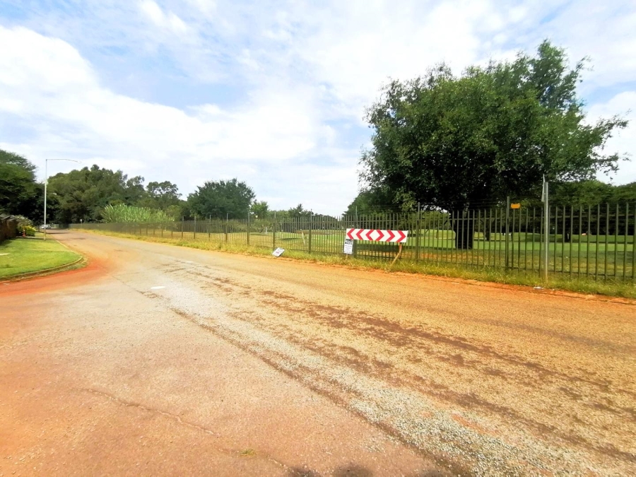 2 Bedroom Property for Sale in Hesteapark Gauteng