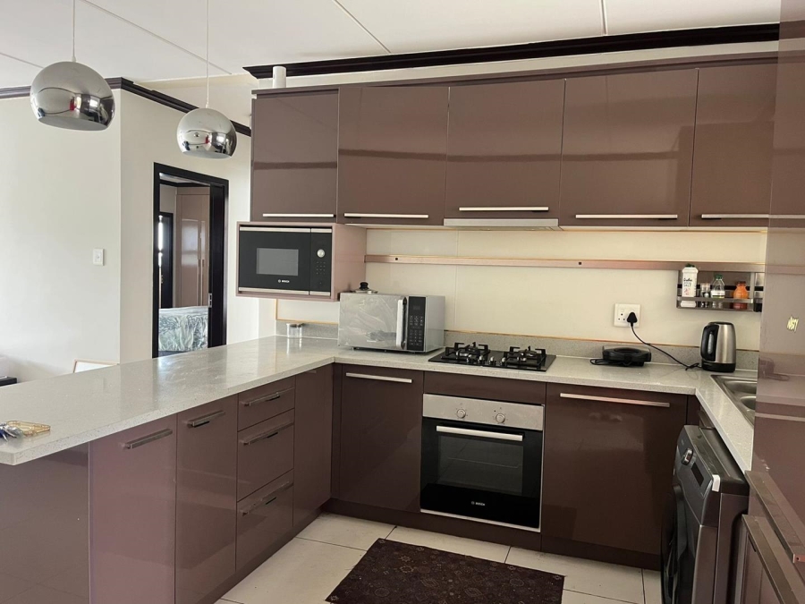 To Let 2 Bedroom Property for Rent in Broadacres Gauteng