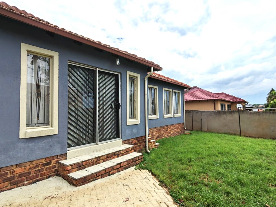 4 Bedroom Property for Sale in Cosmo City Gauteng