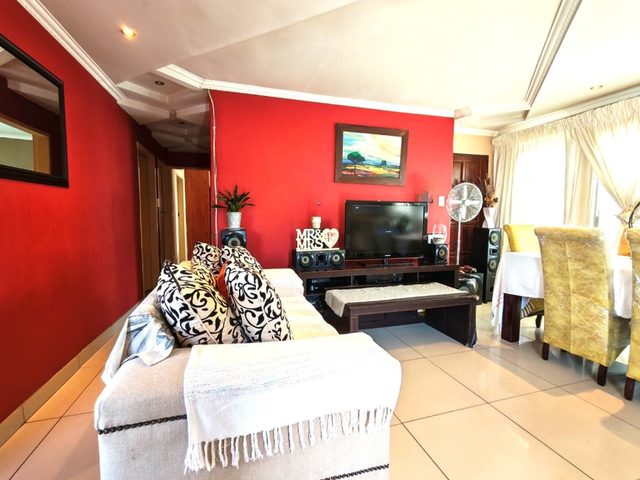 4 Bedroom Property for Sale in Cosmo City Gauteng