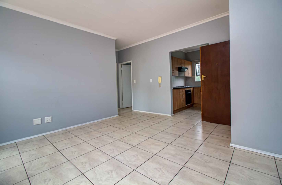 2 Bedroom Property for Sale in Wilgeheuwel Gauteng