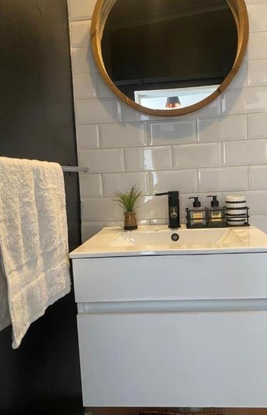 1 Bedroom Property for Sale in Morningside Gauteng