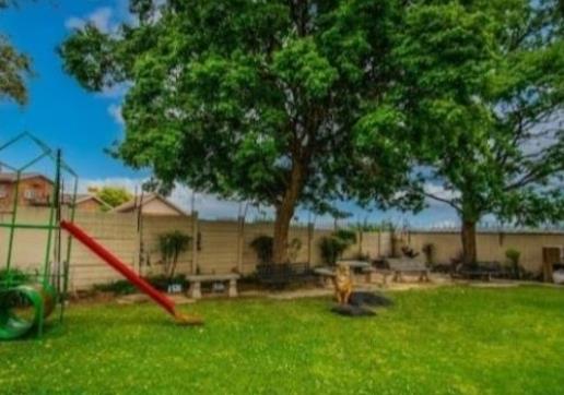 3 Bedroom Property for Sale in Corlett Gardens Gauteng