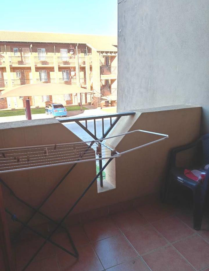 To Let 2 Bedroom Property for Rent in Comet Gauteng