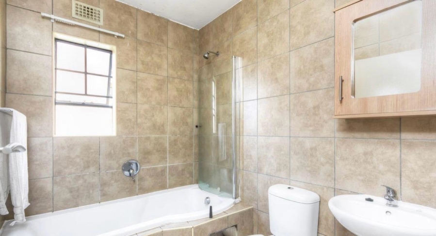 2 Bedroom Property for Sale in Alveda Park Gauteng