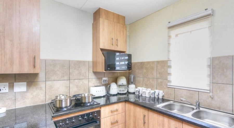 2 Bedroom Property for Sale in Alveda Park Gauteng