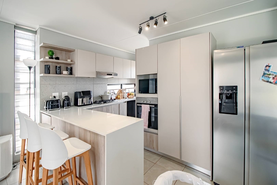 To Let 3 Bedroom Property for Rent in Rooihuiskraal North Gauteng