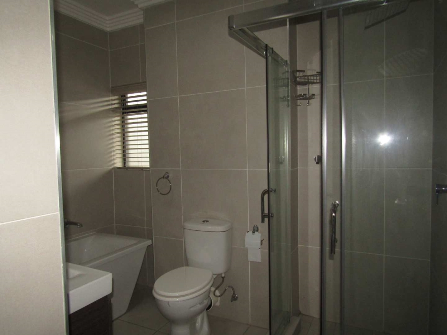To Let 2 Bedroom Property for Rent in Bardene Gauteng