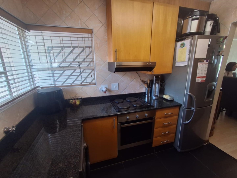 2 Bedroom Property for Sale in Glenvista Gauteng