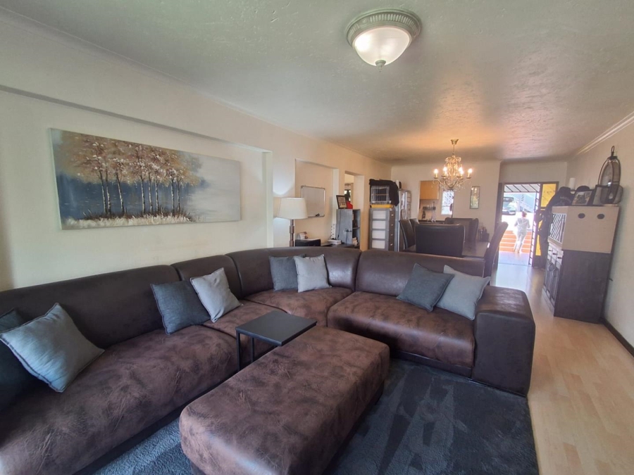 2 Bedroom Property for Sale in Glenvista Gauteng