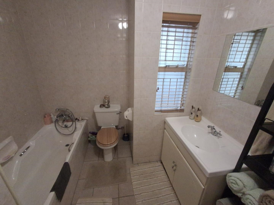 2 Bedroom Property for Sale in Glenvista Gauteng