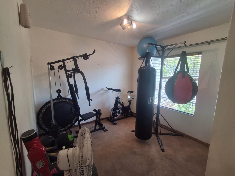 2 Bedroom Property for Sale in Glenvista Gauteng