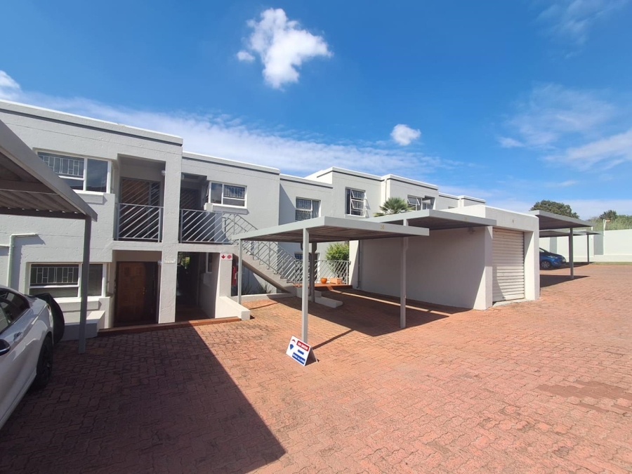 2 Bedroom Property for Sale in Glenvista Gauteng