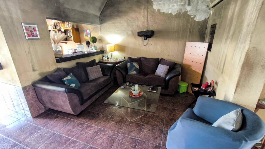 4 Bedroom Property for Sale in Mayberry Park Gauteng