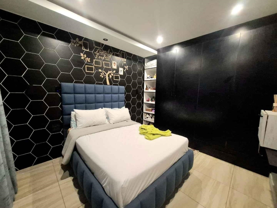 12 Bedroom Property for Sale in Turffontein Gauteng