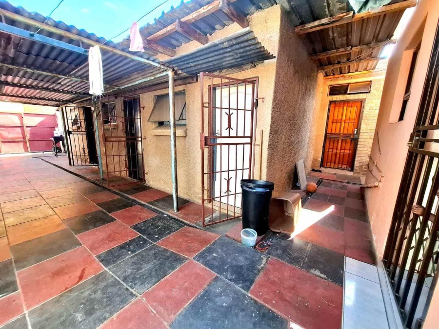 12 Bedroom Property for Sale in Turffontein Gauteng