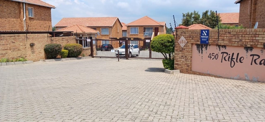 2 Bedroom Property for Sale in Rosettenville Gauteng