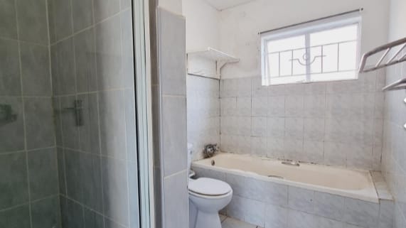 2 Bedroom Property for Sale in Ridgeway Gauteng