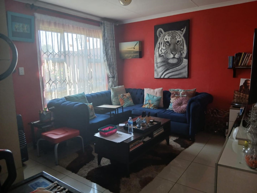 3 Bedroom Property for Sale in Roodekop Gauteng